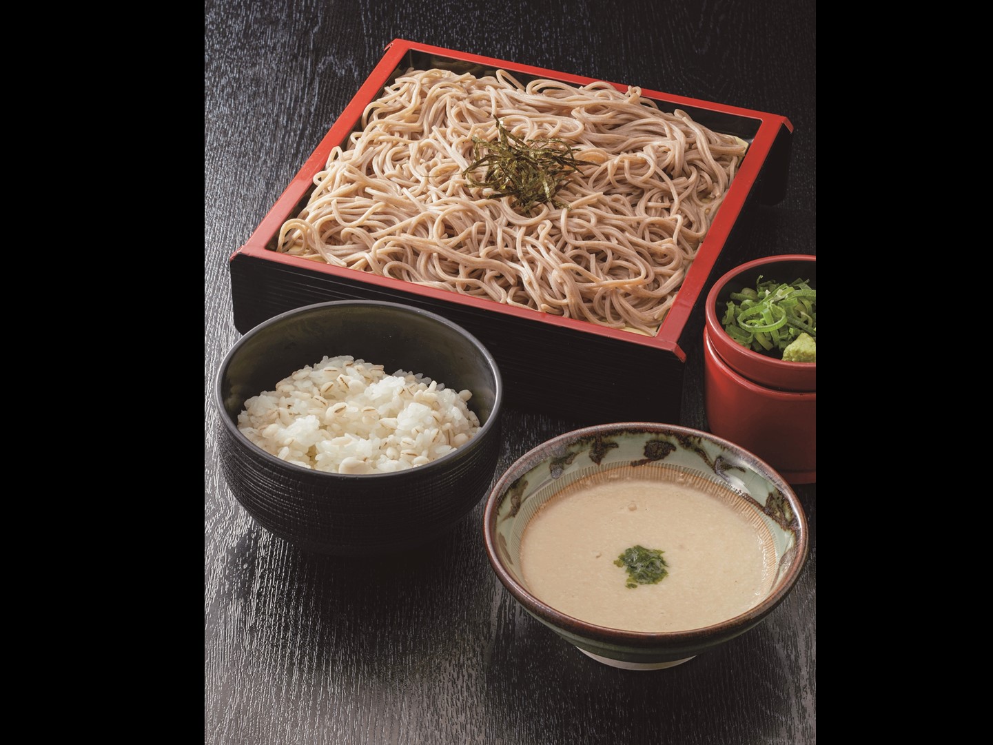 名物　ざるとろそば定食