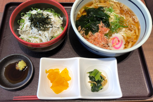 釜揚げしらす丼（小）＆うどん定食